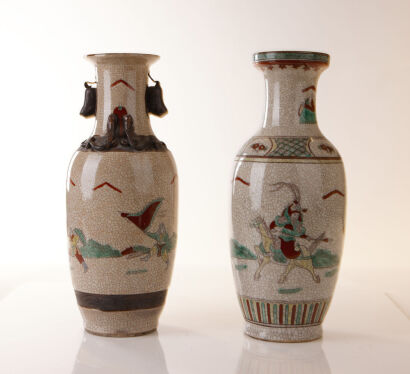A Pair of Famille Verte Crackle Glaze Vases