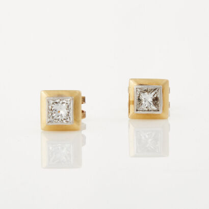 18ct Yellow Gold, .93ct Princess Cut Diamond Earrings