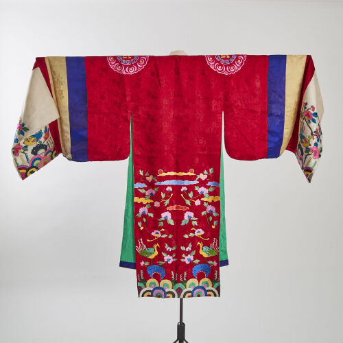 A Small Robe, South Korea