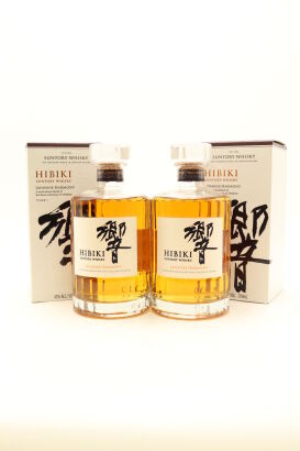 (2) Hibiki Japanese Harmony Blended Whisky, 43% ABV, 700ml