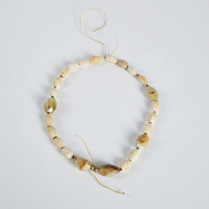 An old Chinese jade beads necklace