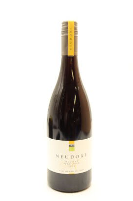 (1) 2015 Neudorf Moutere Pinot Noir, Nelson