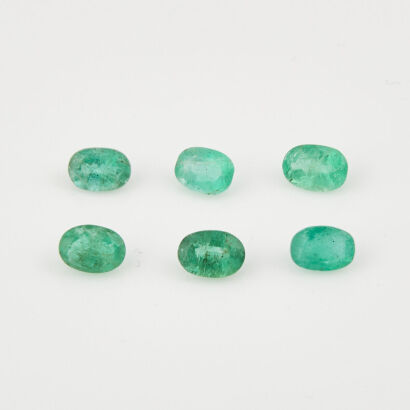 Percel of 6 x Loose Oval Mixed cut, Emeralds totalling 5.40 cts.