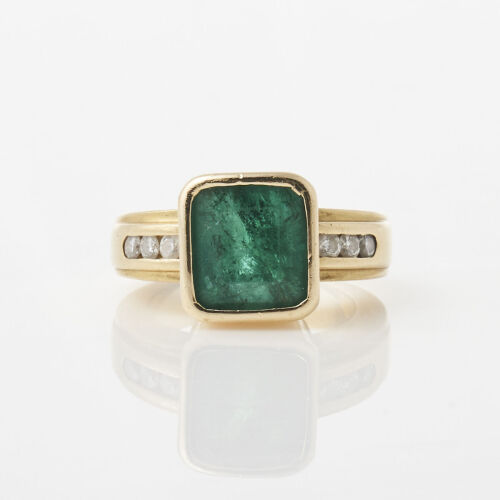 18ct Yellow Gold, 5.91ct Emerald and .27ct Diamond Ring