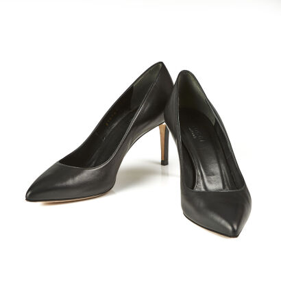 Gucci Black Leather Heels, Size 35 1/2, with Box