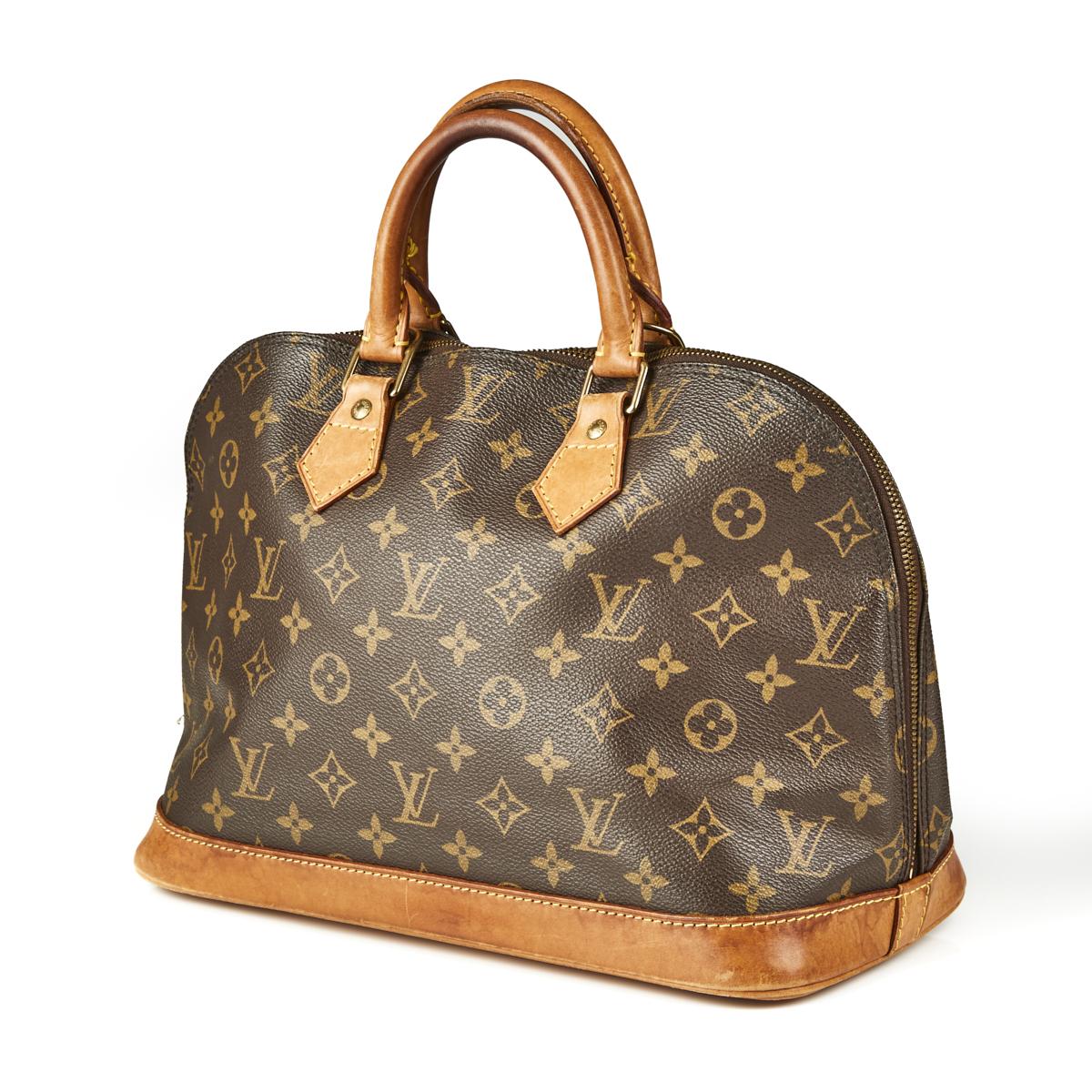 Sold at Auction: Louis Vuitton, LOUIS VUITTON Handtasche ALMA PM