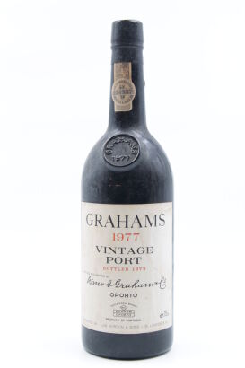 (1) 1977 Grahams Vintage Port, Oporto