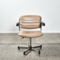 A Herman Miller style Adjustable/Swivel Chair