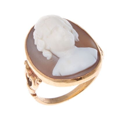 9ct Antique Cherub Cameo Ring