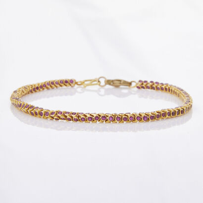 15ct Yellow Gold Vintage, 3.80ct Ruby Bracelet