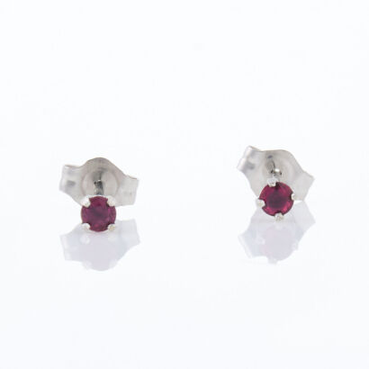 14ct White Gold, 2.5mm Orange-Red Sapphire Stud Earrings