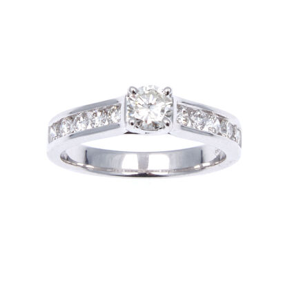 18ct Diamond Ring