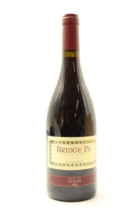 (1) 2003 Bridge Pa Vineyard Young Vine Syrah, Hawke's Bay