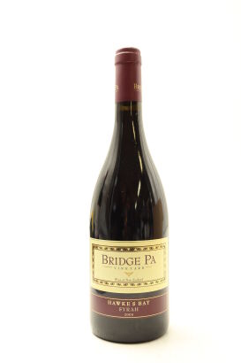 (1) 2005 Bridge Pa Vineyard Syrah, Hawke's Bay