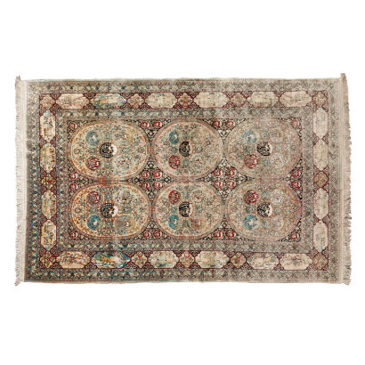 A Hand-Made Elegant Rug in Silk and Gold Thread