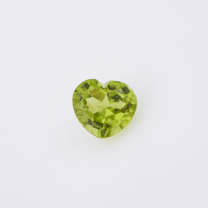 A Loose 2.84ct Heart Shape Peridot Gemstone