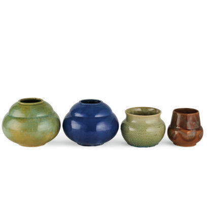 A Suite of Four Early Crown Lynn Trickle Glaze Vases