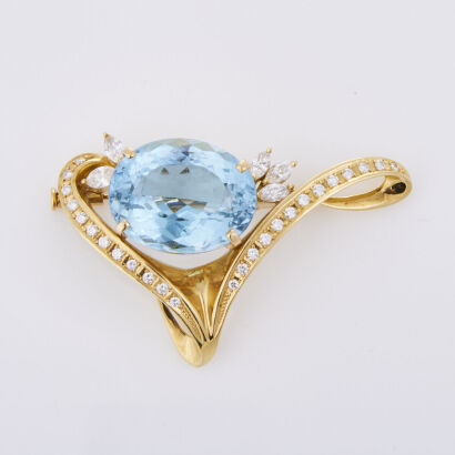 18ct Yellow Gold, 24.19ct Oval Blue Topaz and Diamond Brooch