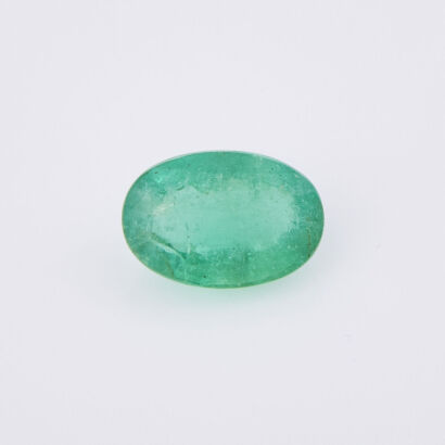 A Loose, 5.40ct Oval Colombian Emerald Gemstone