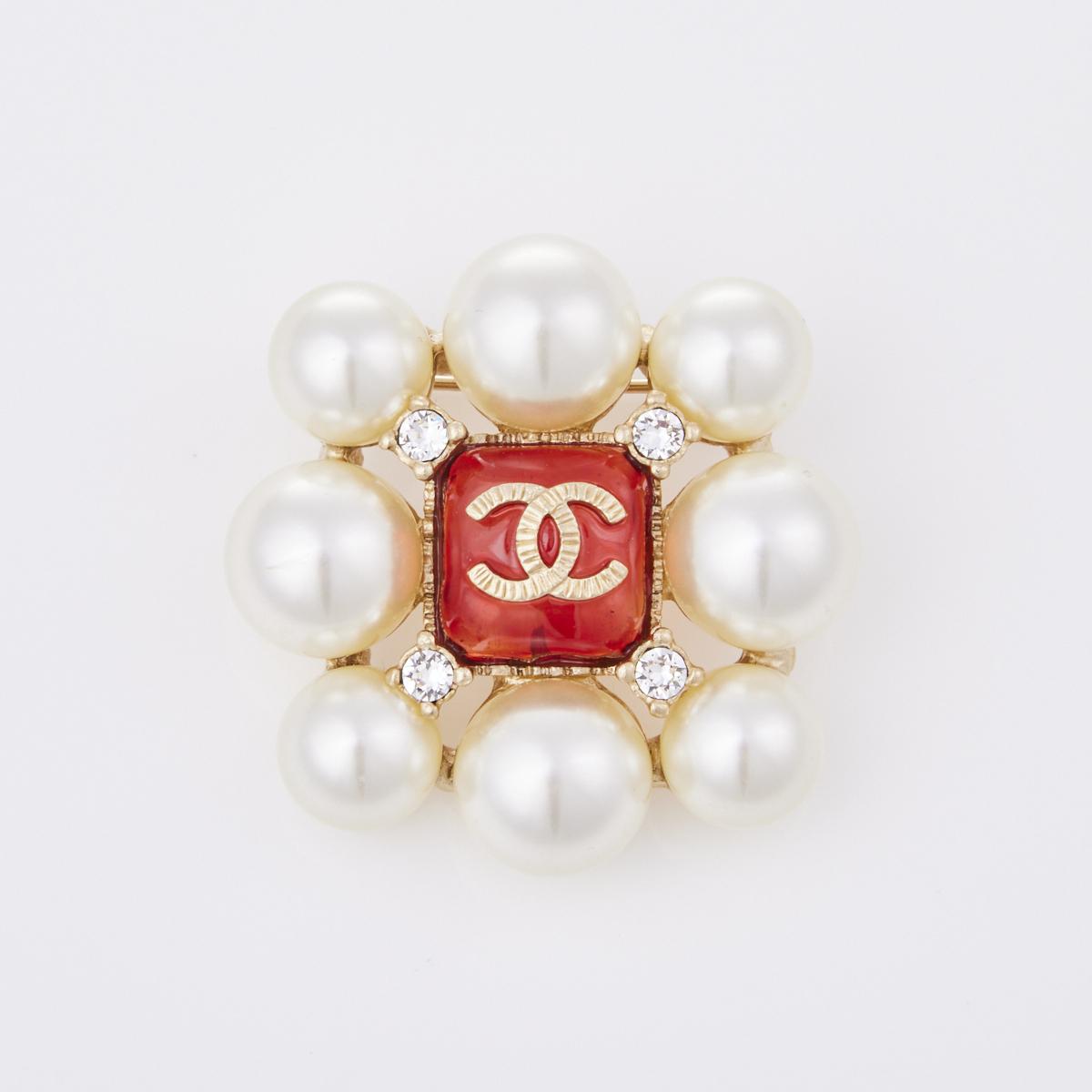Chanel Strass And Gold Metal CC Brooch, 2020 Available For Immediate Sale  At Sotheby's