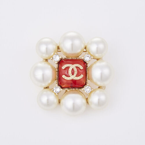 Chanel&nbsp;Faux Pearl Gripoix Brooch