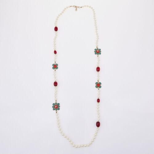 Chanel Faux Pearl Costume CC Necklace