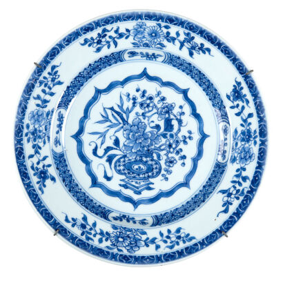 A Chinese 18th Century Blue-and-white Exported Dish