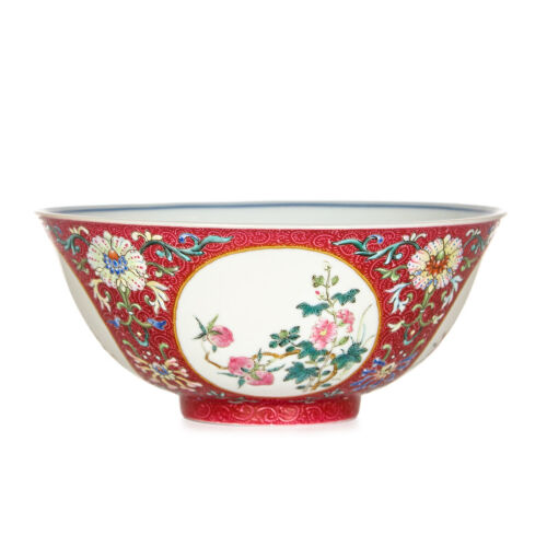 A Fammille Rose Scraffiatto Ruby Ground Medallion Bowl (Qing Dynasty Daoguang Mark)