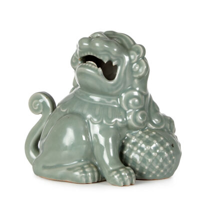 A Green Glaze Lion Dog Staute