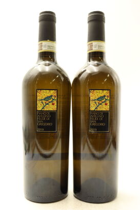 (2) 2019 Feudi di San Gregorio Fiano di Avellino DOCG, Campania