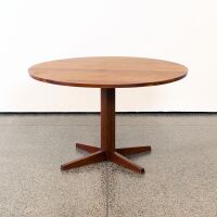 A 1966 George Nakashima Pedestal Dining Table