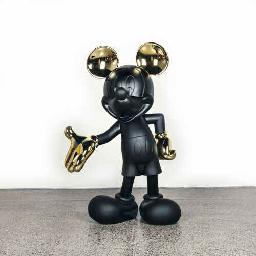 A Leblon Delienne Mickey Welcome Matte Black And Gold Life Size