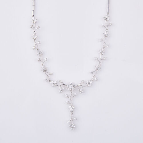 18ct White Gold, 4.11ct Diamond Set Necklace