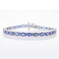 13ct White Gold, Modern, 14.04ct Sapphire Bracelet