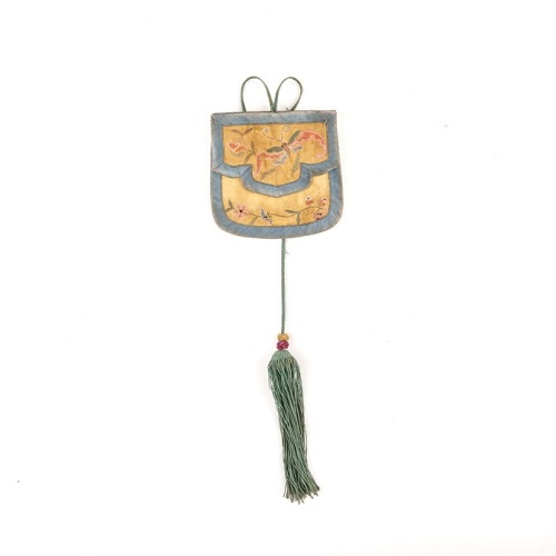 A Mid-Qing Dynasty Embroidered Pouch