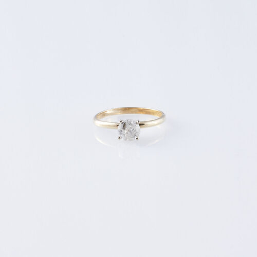 9ct Diamond Solitaire