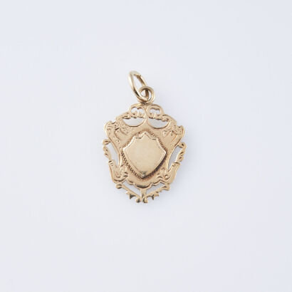 9ct Sheild Pendant