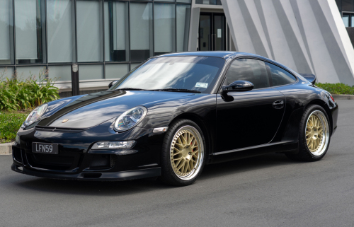 2005 Porsche 997 C2S Manual