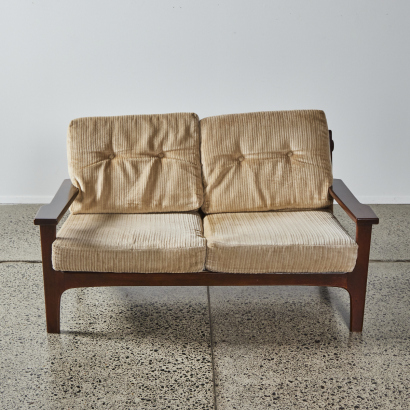 A Tessa T5 2 Seater Couch