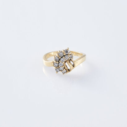 18ct Diamond Ring