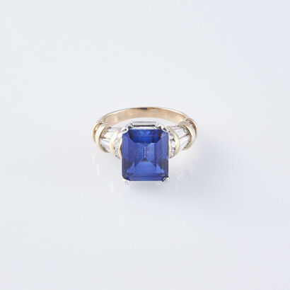 14ct Synthetic Sapphire Ring