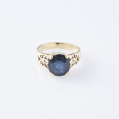 14ct Sapphire Ring