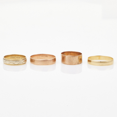 Collection of Four, 9ct Yellow and Rose Gold Vintage Bands