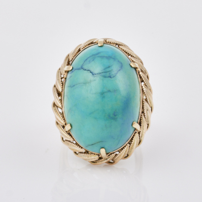 14ct Yelllow Gold, Traditional Turquoise (Dyed blue) Ring