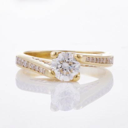 18ct Yellow Gold, Modern, 2.09ct Diamond Ring