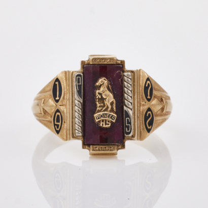 9ct Yellow Gold, 1972 Pioneer High School Ring