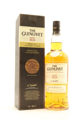 (1) The Glenlivet Master Distiller's Reserve Single Malt Scotch Whisky, 40% ABV, 1000ml