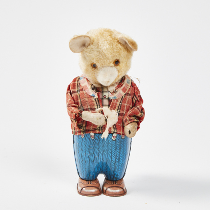 A Vintage Wind Up Teddy Bear Toy