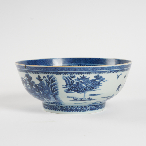 A Chinese Qing dynasty Qianlong period blue and white 'landscape' bowl