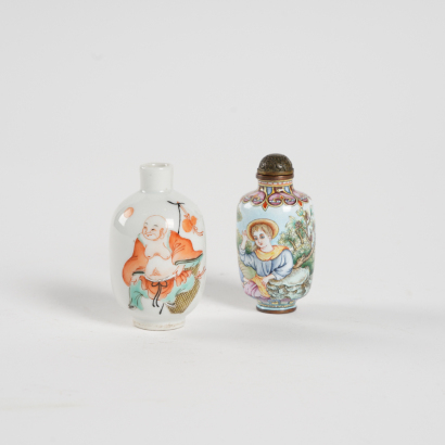 A Chinese copper and enamel snuff bottle and a Chinese Qing dynasty famille-rose enamelled 'figural' snuff bottle